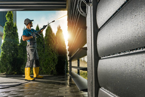 Pre-Holiday Cleaning in Mission Canyon, CA
